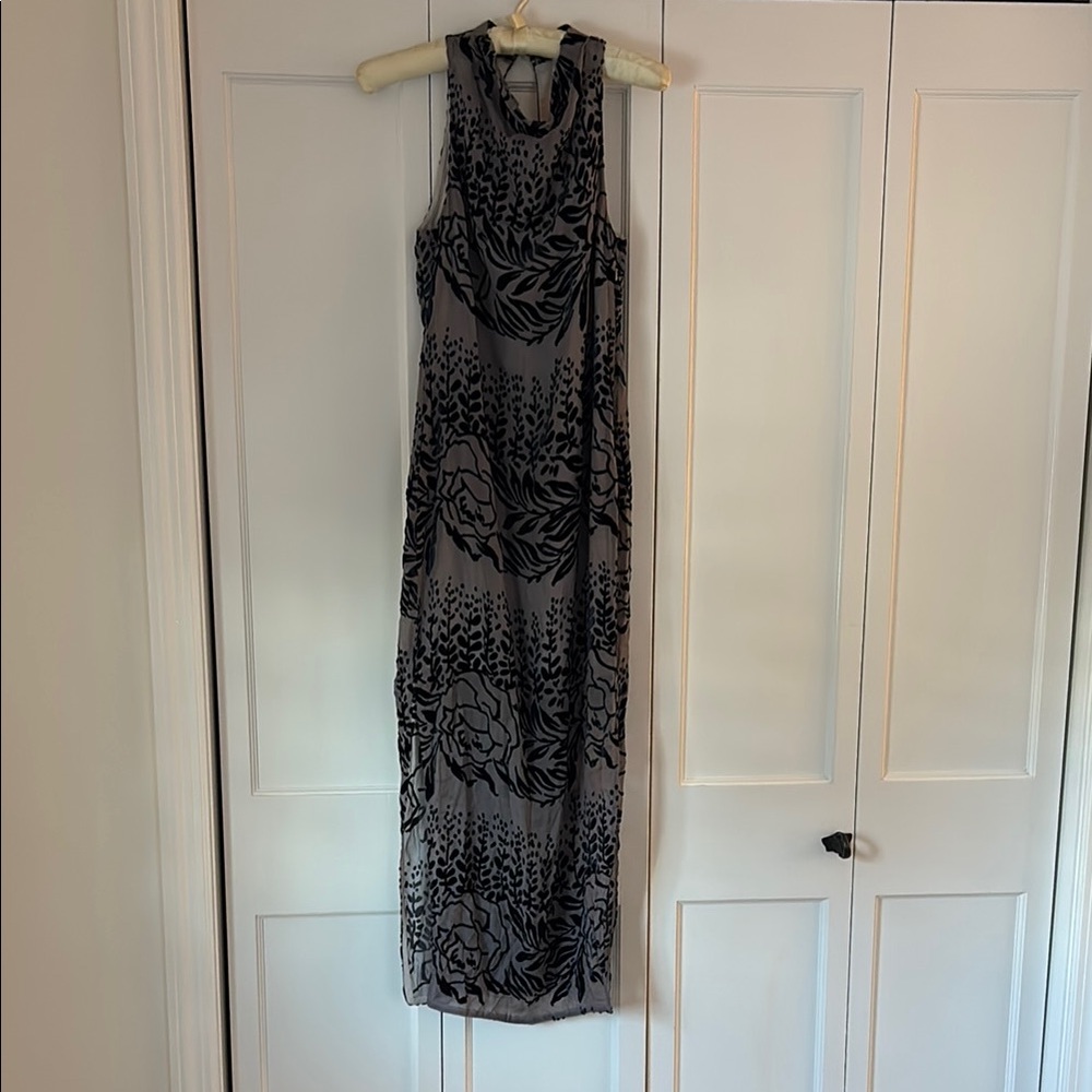 Elegant Black and Gray Floral Maxi Dress